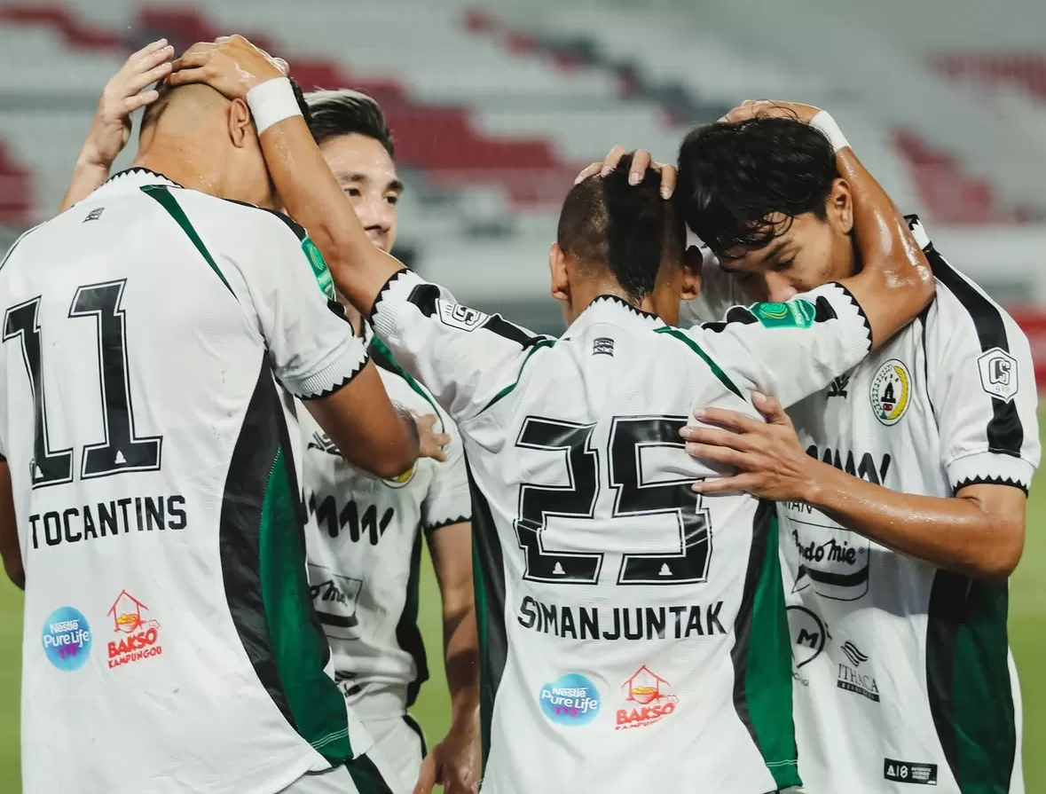 Skuad PSS merayakan gol (Foto instagram PSS)