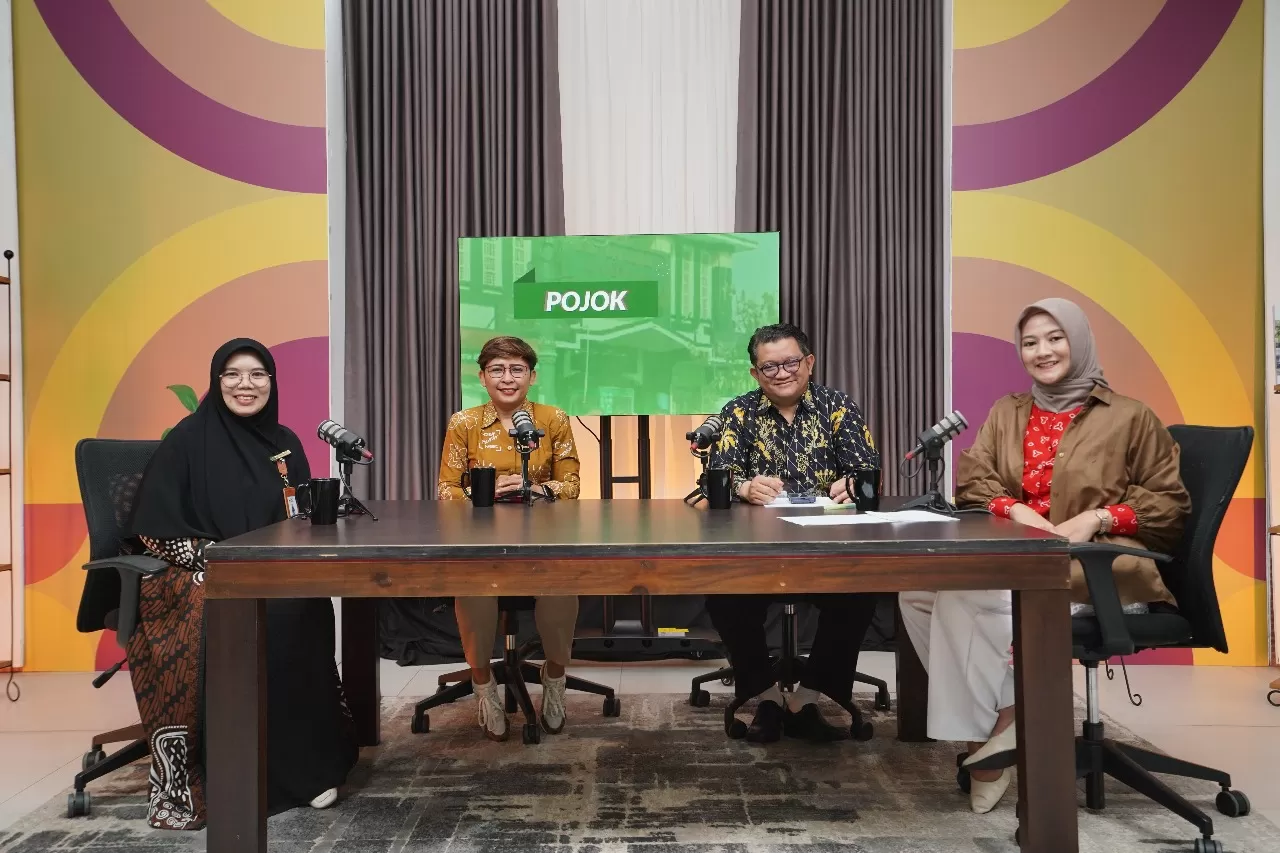 Podcast Pojok Sibakul  dengan narsum: Andriana Wulandari, S.E., Ketua Komisi B DPRD DIY, Eling Priswanto, S.E., M.M., Kepala Biro Perekonomian dan SDA Setda DIY, Mursida Rambe, Ketua Perhimpunan BMT (Istimewa)