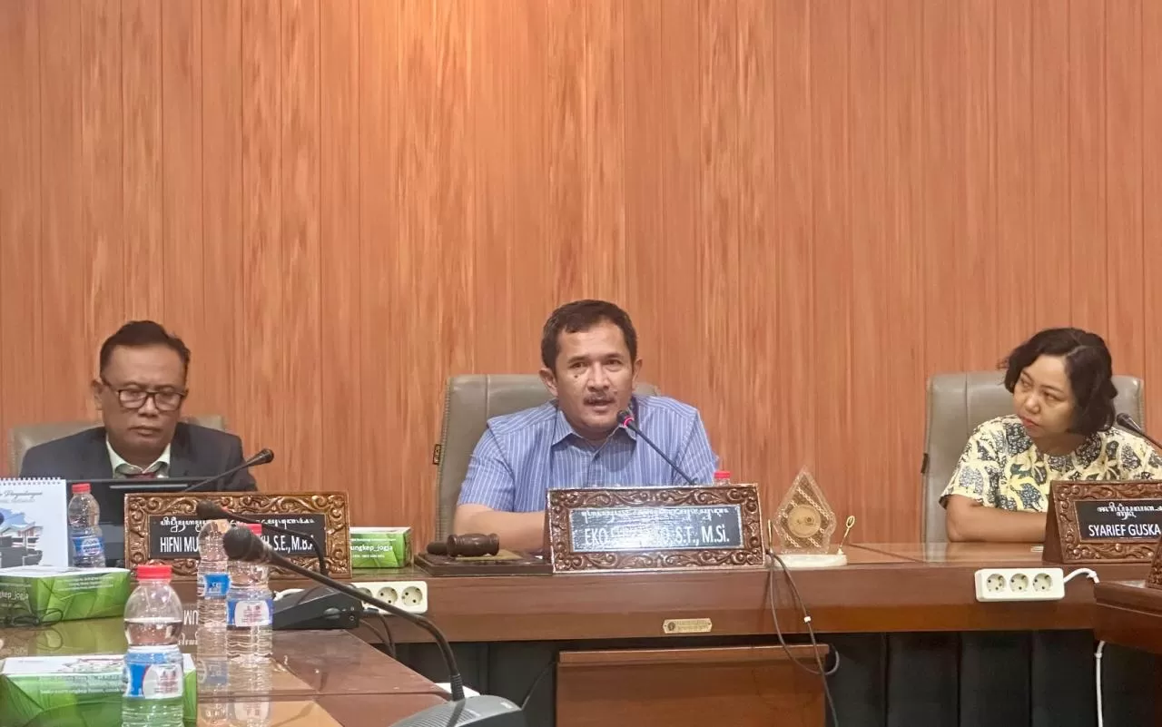   Eko Suwanto saat berbicara pada media  ((Harminanto))