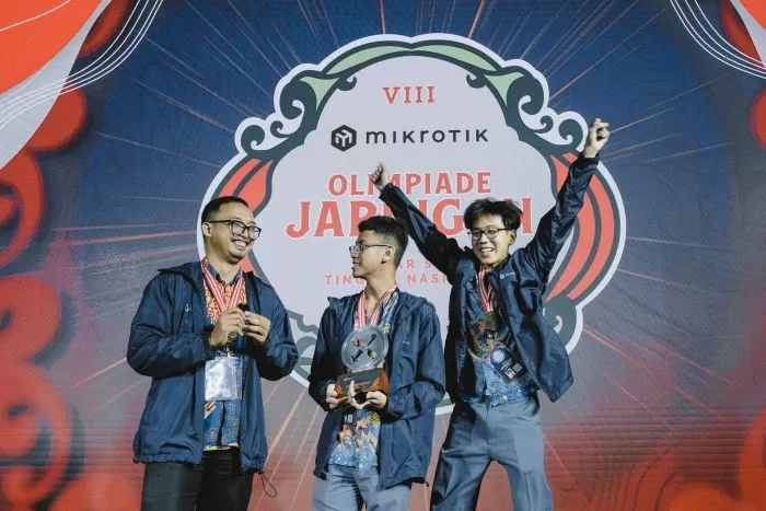 SMK Kristen Petra Surabaya, Juara I Olimpiade Jaringan MikroTik 2025 