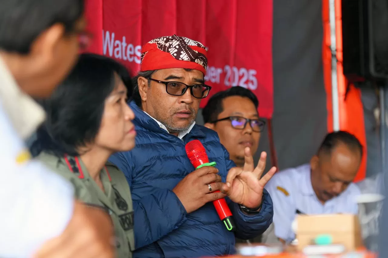 Bupati Temanggung Agus Setyawan (Zaini Arrosyid)