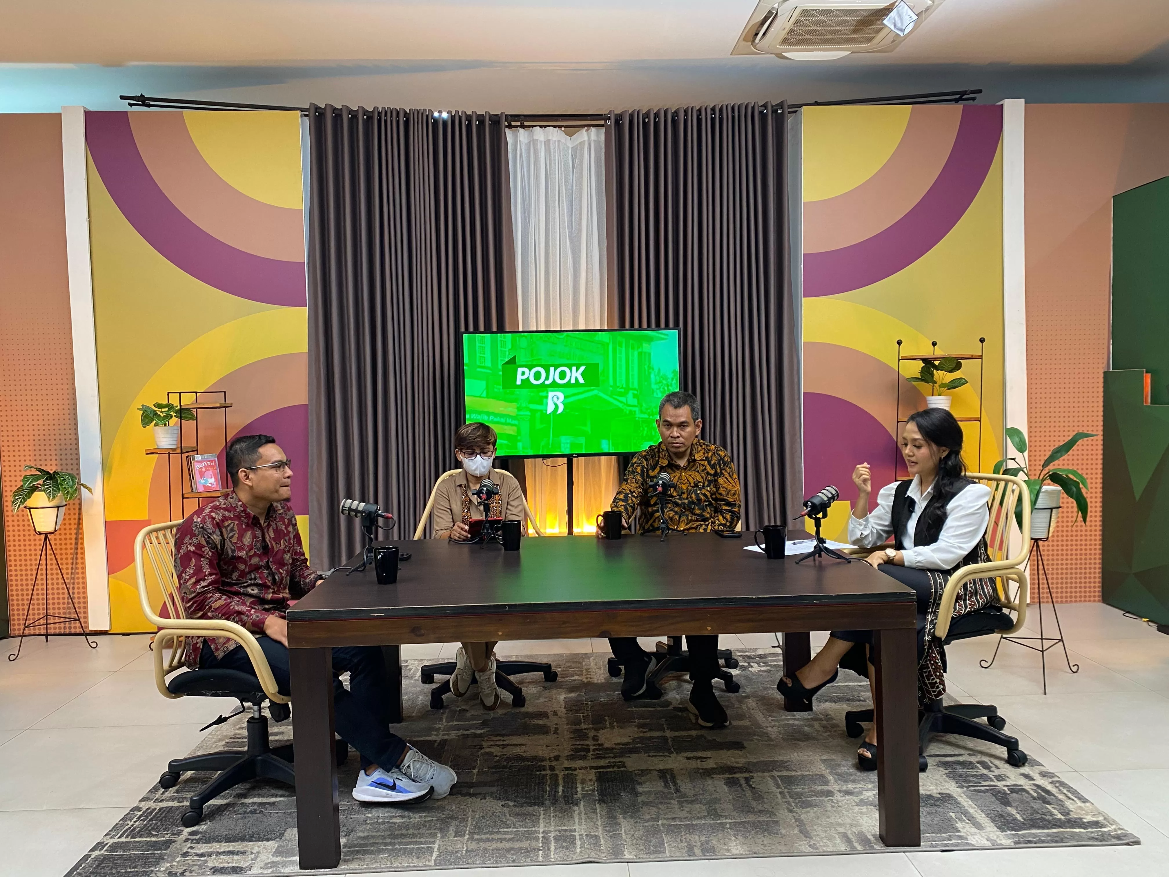 Talkshow Pojok Sibakul tayang di YouTube Kedaulatan Rakyat TV pada 17 November 2025 pukul 19.00 WIB (Istimewa)