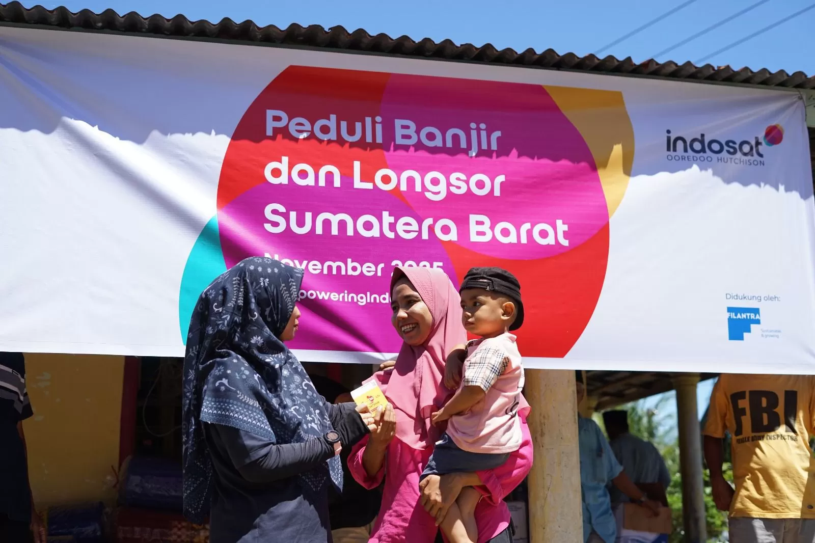  Indosat Ooredoo Hutchison Percepat Pemulihan Jaringan dan Salurkan Bantuan bagi Warga Terdampak Banjir di Sumatera   (istimewa)