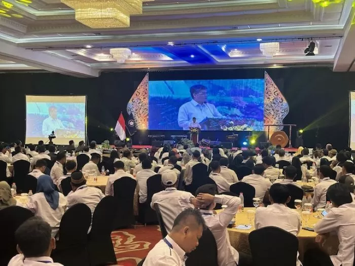 Menaker saat memberikan pemaparan di depan 653 anggota FSP-RTMM SPSI di momen Munas 7 (Harminanto)