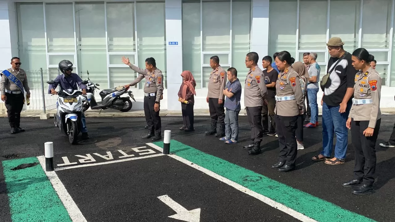 Atlet tunarungu Purbalingga mendapat fasilitas penerbitan SIM D (TOTO R)