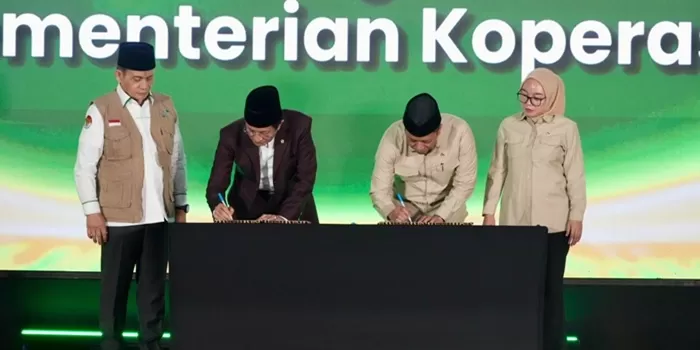 Kementerian Agama dan Kementerian Koperasi dan UKM menandatangani nota kerjasama pembentukan koperasi di lingkungan pondok pesantren, masjid, madrasah, hingga perguruan tinggi.