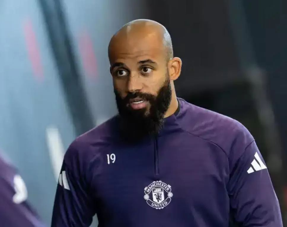   Penyerang MU, Bryan Mbeumo, bakal absen di laga lawan Villa ( (Foto: MU). )