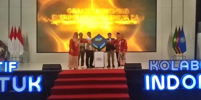 Rektor UMP Prof Jebul Suroso melaunching OSIS Student Summit 2025. (Foto: Driyanto) 