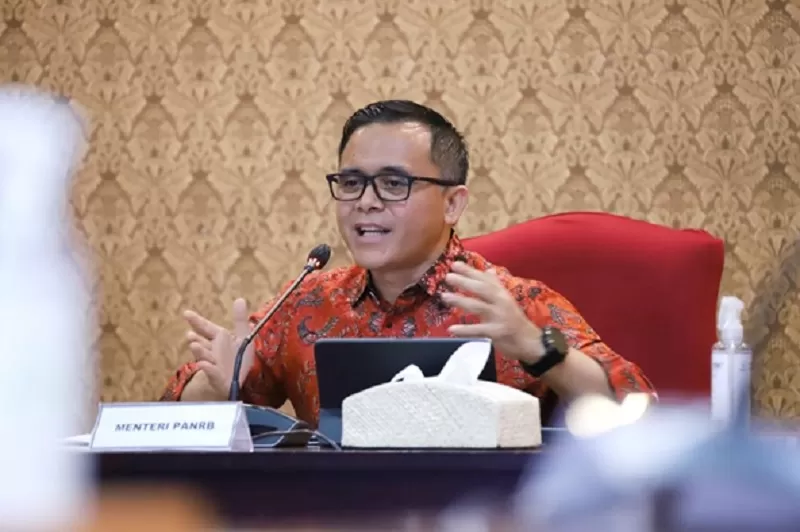 Menteri PANRB, Abdullah Azwar Anas, terbitkan SE terkait alokasi pembiayaan tenaga non-ASN.  (FOTO: Dok. Kementerian PANRB)