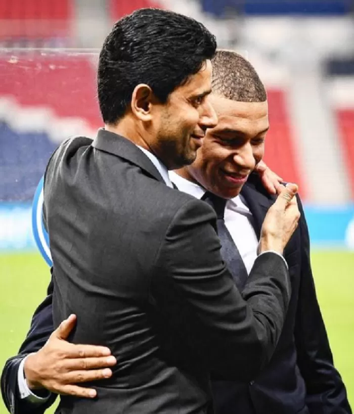 Presiden PSG, Nasser Al-Khelaifi dan Kylian Mbappe. (Foto: Tangkap layar Instagram @fabriziorom)