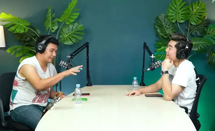 Aldi Taher berbincang-bincang seputar dirinya maju jadi Caleg di podcast @SamuelChrist. (Foto: Tangkap layar YouTube @SamuelChrist)