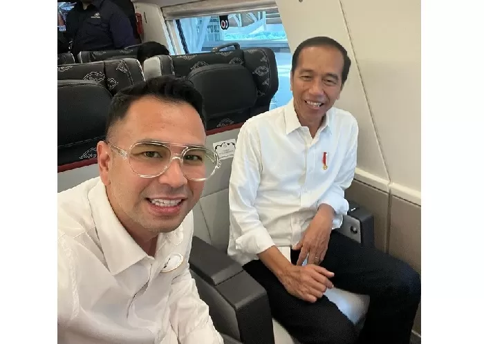 Raffi Ahmad bersama Presiden Jokowi. (Foto: Instagram @raffinagita1717)