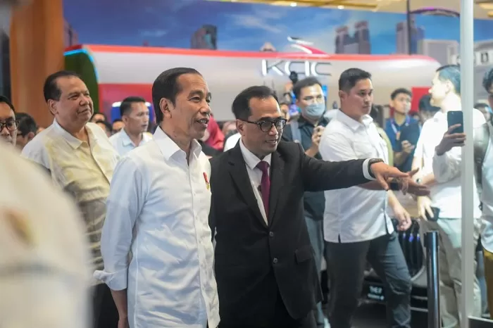 Presiden Jokowi di pameran Hub Space X KAI Expo 2023. (Foto: Website setkab.go.id)