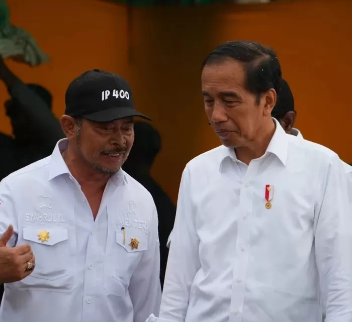 Momen Syahrul Yasin Limpo bersama Presiden Jokowi. (Foto: Instagram @syasinlimpo)