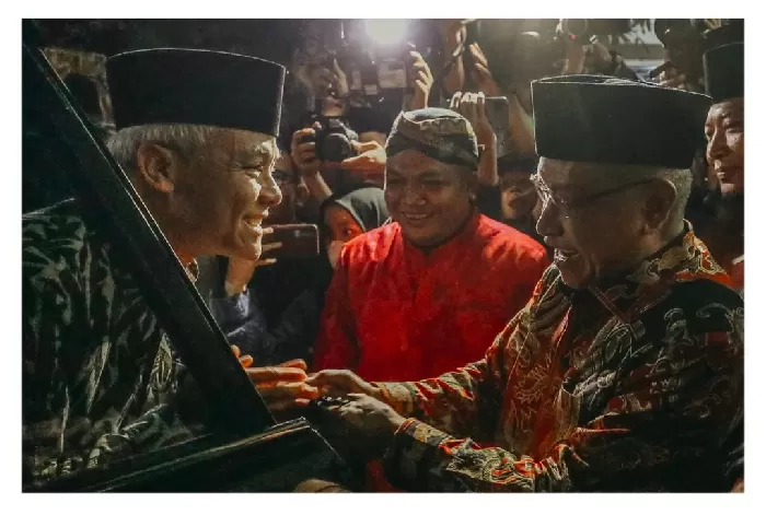 Ganjar Pranowo meminta saran kepada Mustasyar PBNU, Said Aqil Siraj. (Foto: Instagram @ganjar_pranowo)