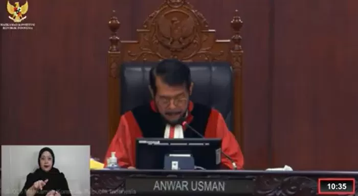 Pembacaan putusan MK. (Foto: Tangkap layar YouTube Mahkamah Konstitusi RI)