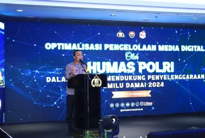 Kadiv Humas Polri, Irjen Sandi Nugroho dalam acara anev dan koordinasi fungsi kehumasan bertajuk Optimalisasi Pengelolaan Media Digital. (Foto: Instagram @jurnalispolri)