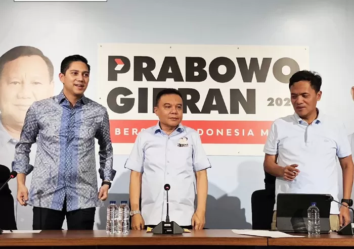 Ketua Koordinator Strategis TKN Prabowo-Gibran, Sufmi Dasco Ahmad didampingi Komandan Bravo Budi Djiwandono dan Wakil Komandan Hukum dan Advokasi Habiburokhman. (Foto: Instagram @sufmi_dasco)