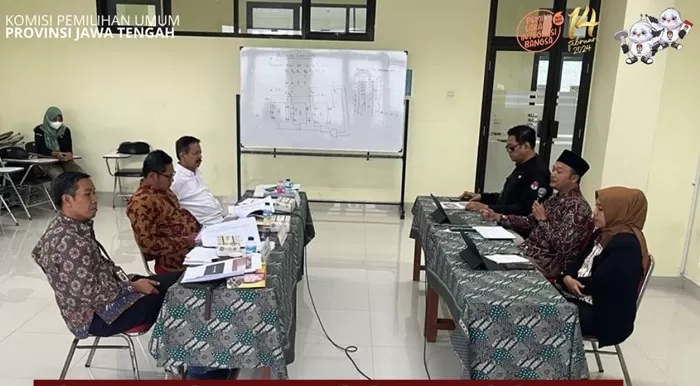 KPU Jateng menjadi peserta uji publik yang diselenggarakan Komisi Informasi Provinsi Jateng. (Foto: Instagram @kpujateng)