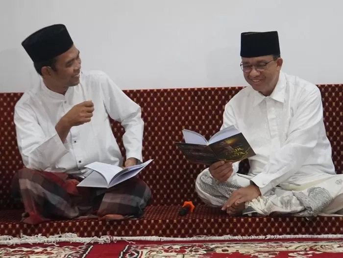 Ustadz Abdul Somad dan Capres Anies Baswedan. (Foto: Instagram @ustadzabdulsomad_official)