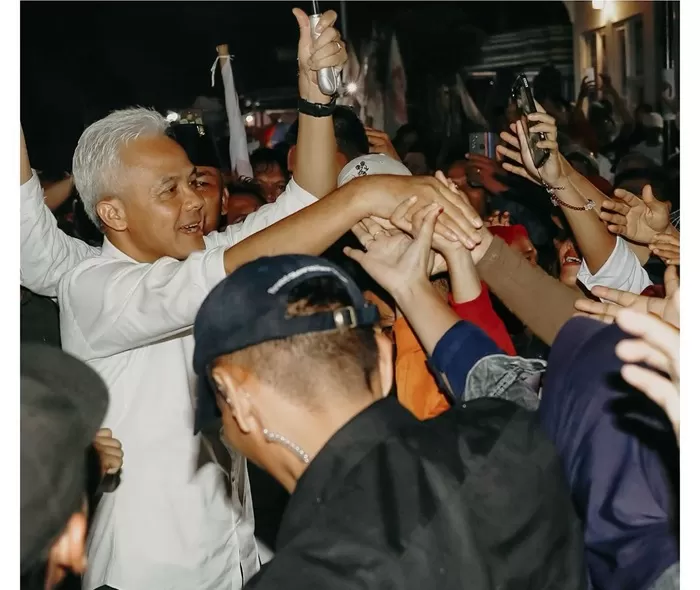 Ganjar Pranowo bersama pendukung Ganjar-Mahfud. (Foto: Dok. Ganjar Pranowo)