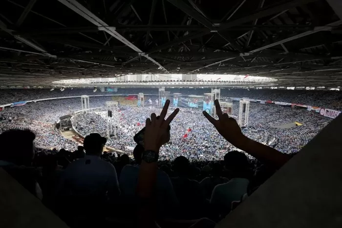 Pendukung Paslon nomor urut 2, Prabowo-Gibran di Pesta Rakyat Untuk Indonesia Maju, Gelora Bung Karno, 10 Februari 2024. (Foto: Dok. Prabowo Subianto)