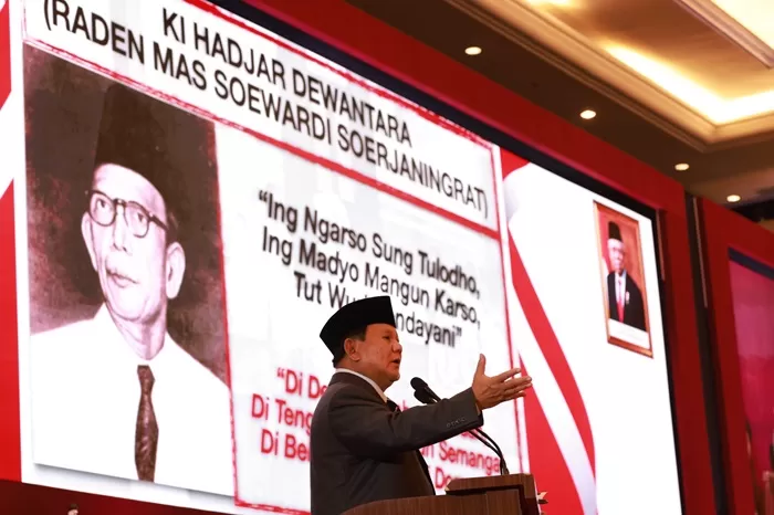 Prabowo Subianto di acara wisuda sarjana UKRI. (Foto: Istimewa)