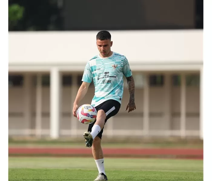 Calvin Verdonk latihan perdana bersama Timnas Indonesia. (Foto: Instagram @c.verdonk)