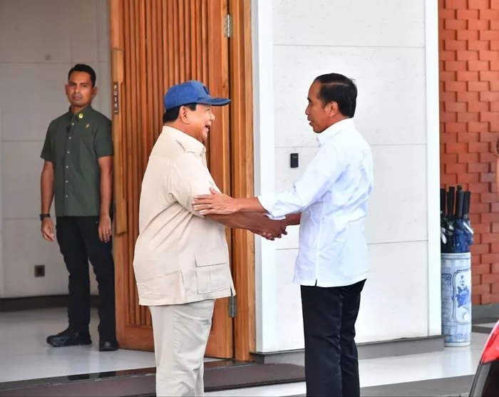 Prabowo Subianto memberi ucapan selamat ulang tahun kepada Presiden Jokowi. (Foto: Istimewa)