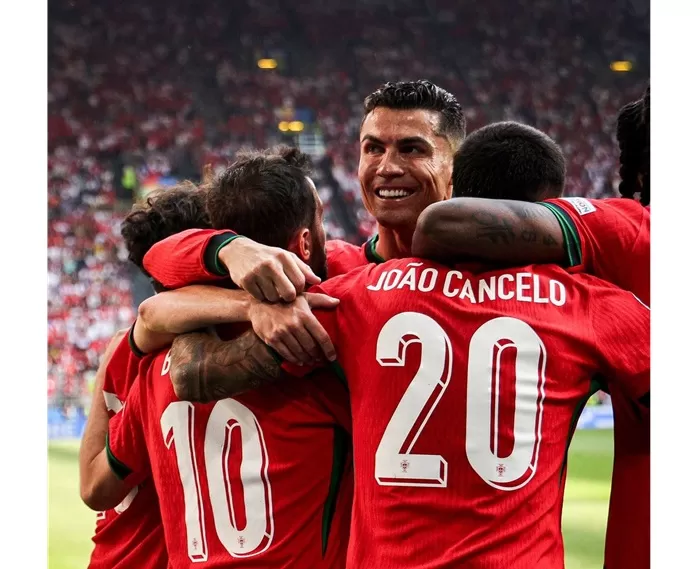 Cristiano Ronaldo bersama Timnas Portugal. (Foto: Instagram @cristiano)