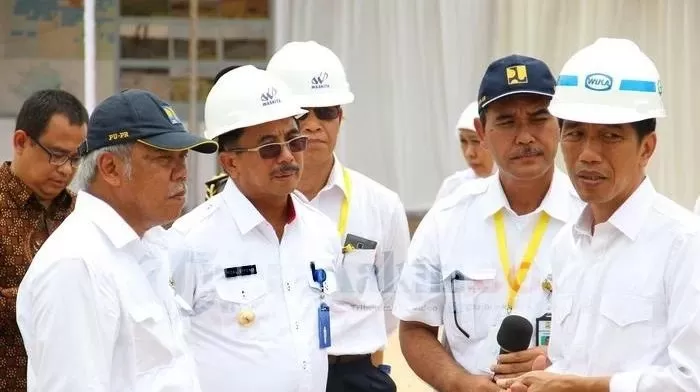 Menteri PUPR, Basuki Hadi Muljono bersama Presiden Jokowi di IKN. (Foto: Dok. Basuki Hadi Muljono)