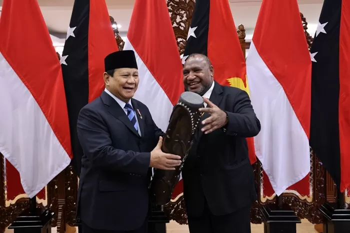 Momen Menhan, Prabowo Subianto bersama PM Papua Nugini, James Marape. (Foto: Istimewa)