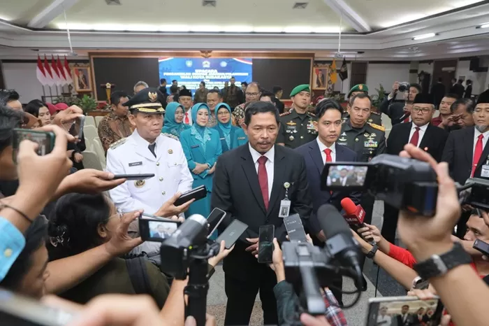 Pj Gubernur Jawa Tengah, Nana Sudjana di Gedung Gradhika Bhakti Praja, Semarang. (Foto: Istimewa)