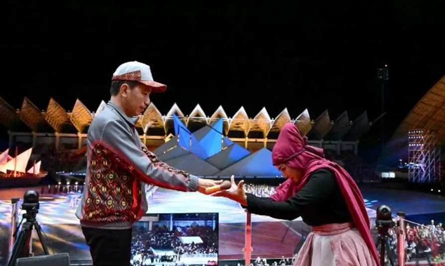 Presiden Jokowi dalam acara pembukaan PON Aceh-Sumut 2024.  (Foto: X.com/setkabgoid)