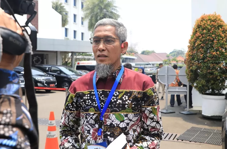 Sekda Pemprov Jateng, Sumarno, disela rakor Rakor Percepatan Penghapusan Kemiskinan Ekstrem di Auditorium Sekretariat Wakil Presiden, Jakarta, Rabu (18/9/2024). (Foto: Humas Pemprov)