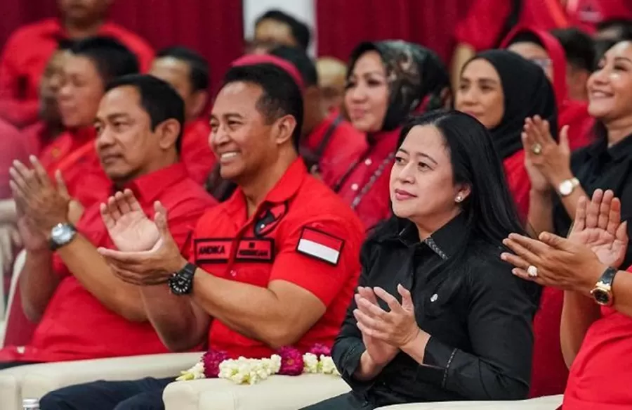 Potret Ketua DPR RI Puan Maharani (baju hitam).  (Foto: Instagram.com/@puanmaharaniri)