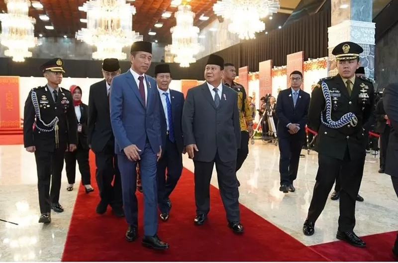 Potret Presiden Jokowi dan Prabowo Subianto, saat menghadiri pelantikan anggota DPR periode 2024-2029, Selasa (1/10/2024). (Foto: Instagram/@prabowo)