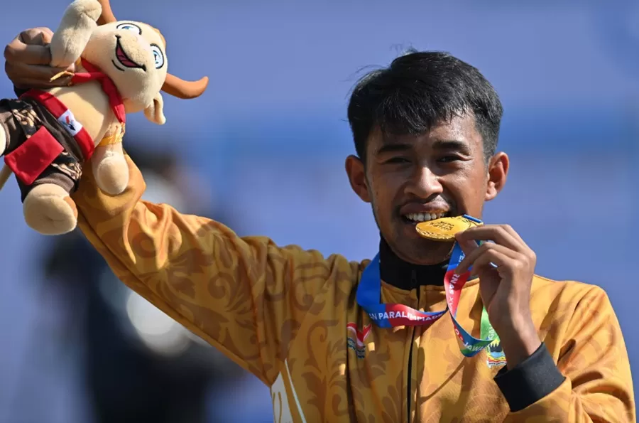 Ammar Hudzaifah, peraih medali emas peratam bagi Kontingen Jateng, di Peparnas XVII Solo 2024, Senin (7/10/2024).  (Foto: PB Peparnas XVII/Wawan H.Prabowo)