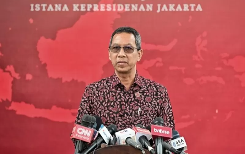 Potret Kasetpres, Heru Budi Hartono, menyampaikan kesiapan rangkaian pelantikan serta pengambilan sumpah Presiden dan Wakil Presiden periode 2024-2029.  (Foto: BPMI Setpres/Rusman)