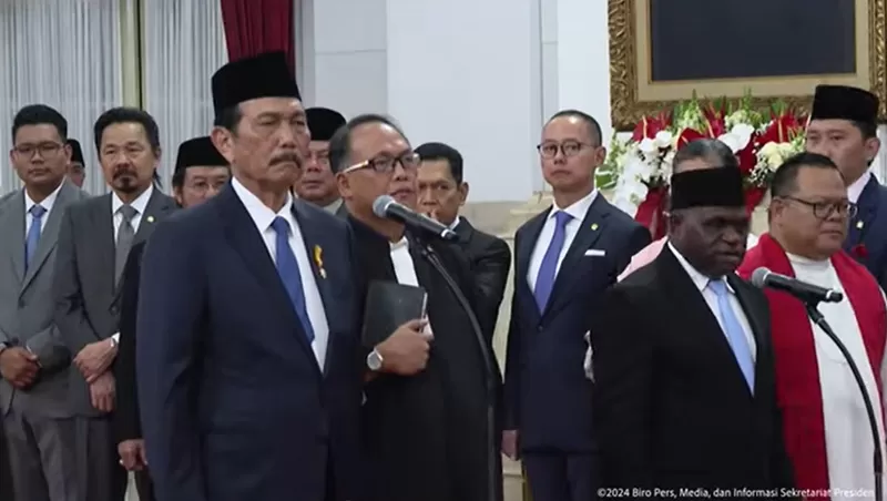 Potret Luhut Binsar Pandjaitan, dalam pelantikan 48 menteri Kabinet Merah Putih dan 5 kepala Lembaga, di Istana Merdeka, Senin (21/10/2024). (Foto: Tangkapan layar YouTube Setpres)