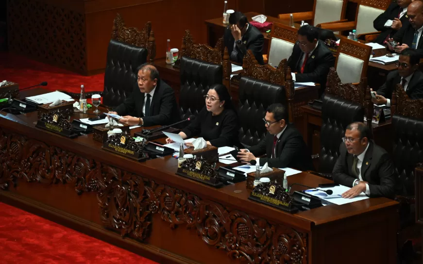 Potret Ketua DPR Ouan Maharani pimpin rapat paripurna di Nusantara II, Senayan, Jakarta, Selasa (22/10/2024).  (Foto: Farhan/vel)