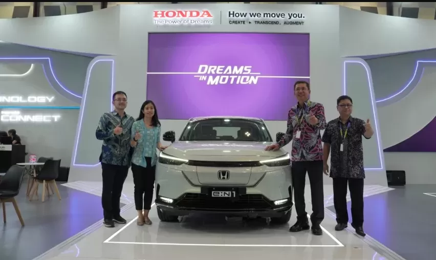 Potret mobil listrik Honda e:N1 yang tampil perdana di GIIAS Semarang 2024. (Foto: Dok. Honda Indonesia)