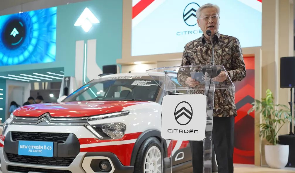 Potret CEO Citroen Indonesia, Tan Kim Piauw di acara pembukaan booth GIIAS Semarang 2024. (Foto: Dok. Citroen)