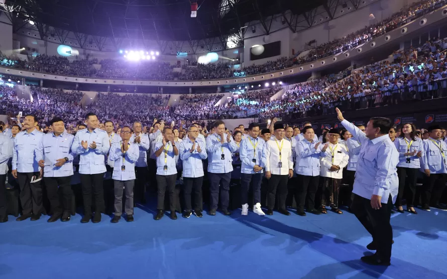 Presiden Prabowo Subianto pada acara Deklarasi Gerakan Solidaritas Indonesia (GSN) yang digelar di Istora Arena, Gelora Bung Karno (GBK), Jakarta, Sabtu (2/11/2024). (Foto: Dok. Tim Prabowo)