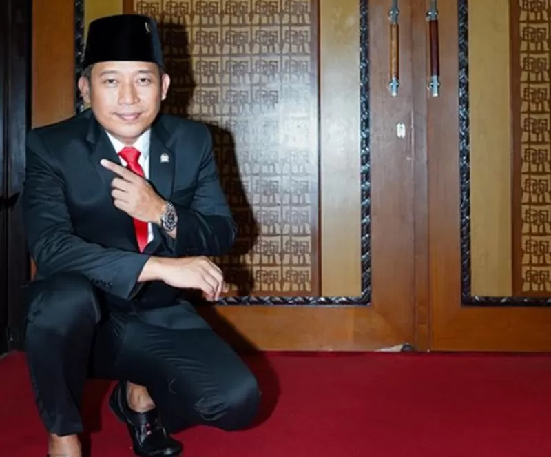 Potret Anggota DPR RI Dennya Wahyudi atau Denny Cagur. (Foto: Instagram.com/@dennycagur)