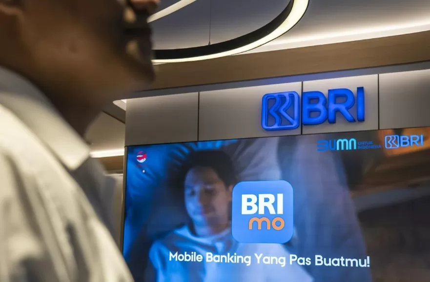 Nasabah BRI kini mudah mengatur keuangan melalui aplikasi Super Apps BRImo yang memiliki ragam fitur termasuk pengaturan limit kartu debit. (Foto: Dok. BRI)