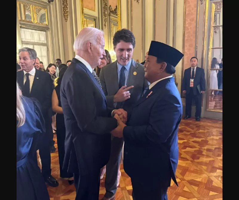 Potret Presiden Prabowo Subianto dnegan Presiden AS Joe Bidan dan Perdana Menteri Kanada Justin Trudeau, pada APEC Economic Gala Dinner 2024. (Foto: Tim Prabowo)