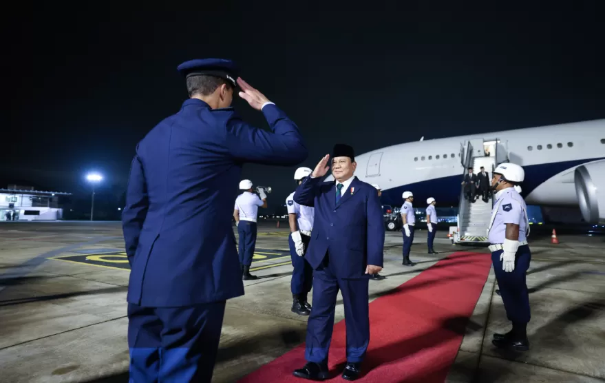 Momen Presiden Prabowo Subianto tiba di Rio de Janeiro, Brasil, Sabtu (16/11/2024) malam, dalam rangka menghadiri KTT G20. (Foto: Tim Prabowo)