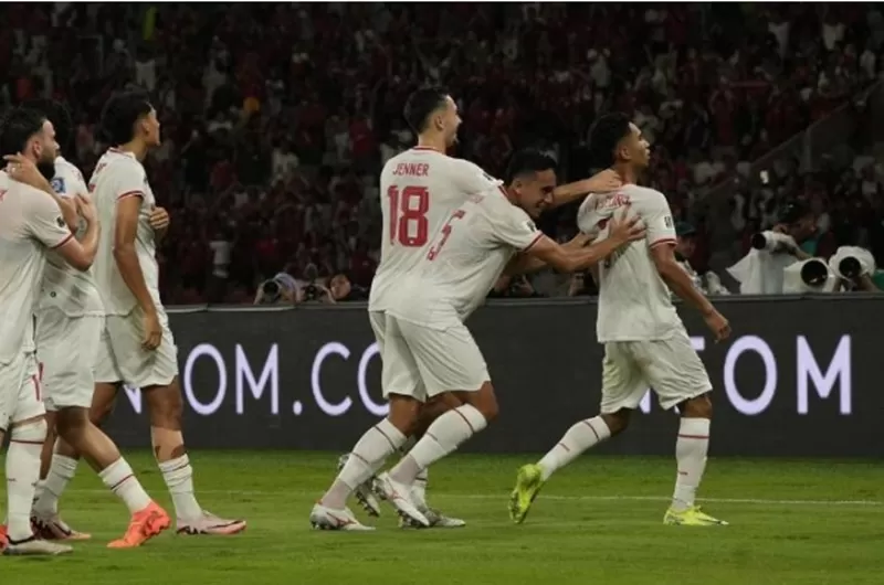 Potret Pemain Timnas Indonesia di laga kontra Arab Saudi di Stadion Gelora Bung Karno (GBK), Jakarta, pada Selasa (19/11/2024) malam.  (Foto: Instagram.com/@timnasindonesia)