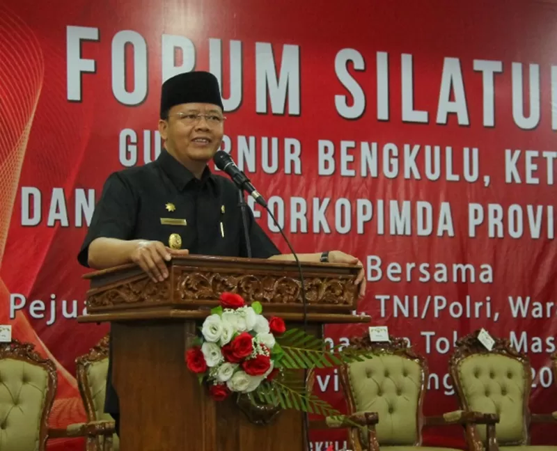 Potret calon petahana Gubernur Bengkulu Rohidin Mersyah yang ditetapkan tersangka oleh KPK pada Minggu (24/11/2024). (Foto: Pemprov Bengkulu)